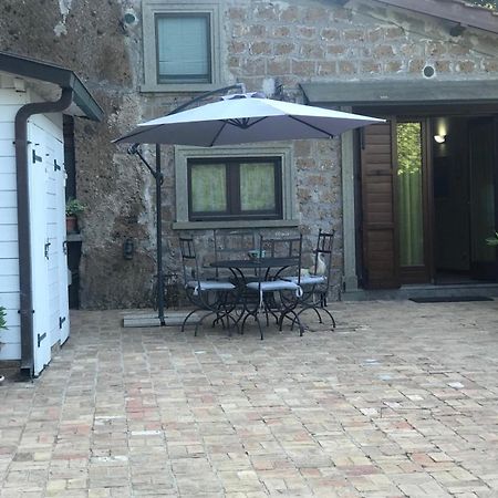 Casetta Santa Fortunata Guest House Sutri Exterior photo