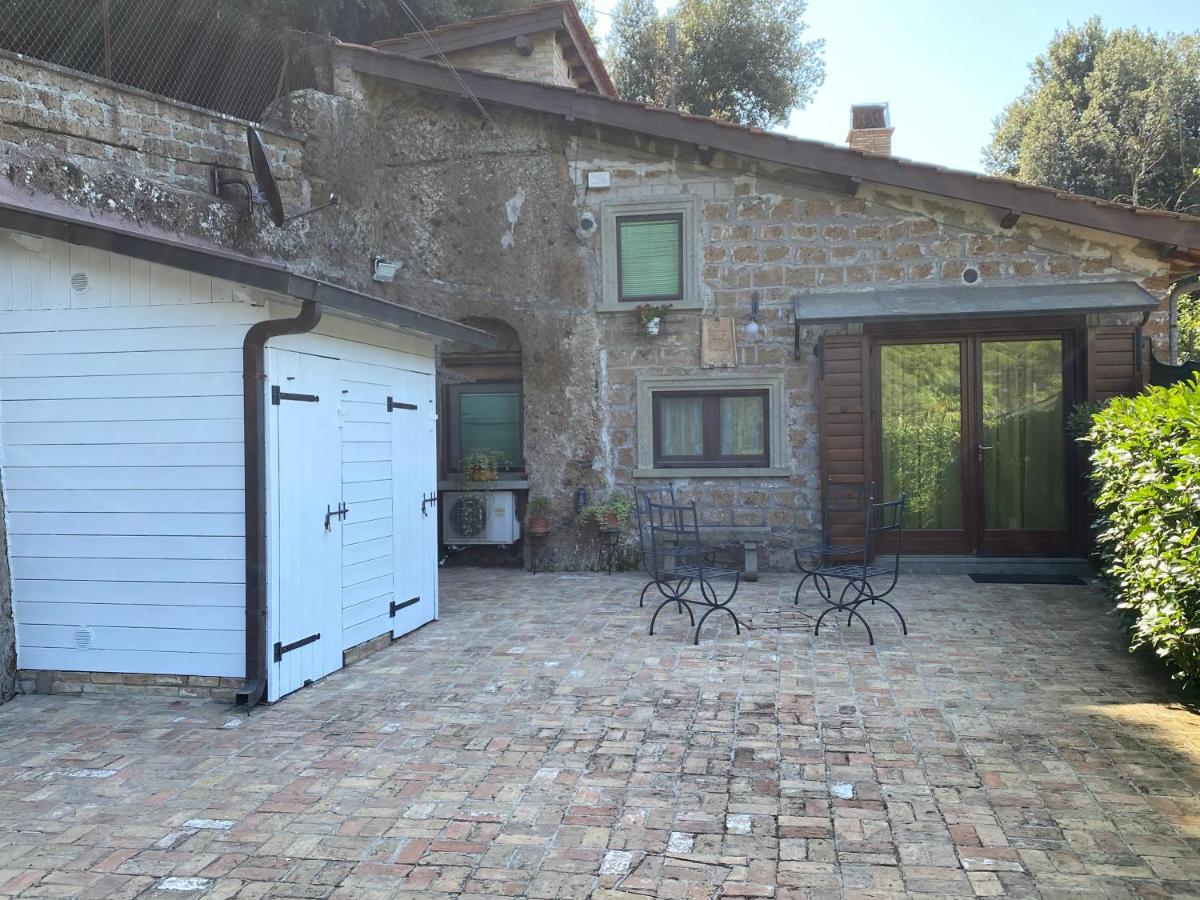 Casetta Santa Fortunata Guest House Sutri Exterior photo